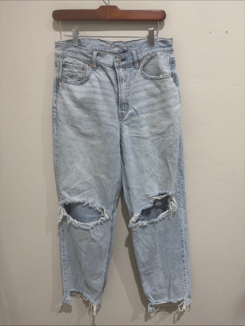 American Eagle Outfitters Baggy Jeans